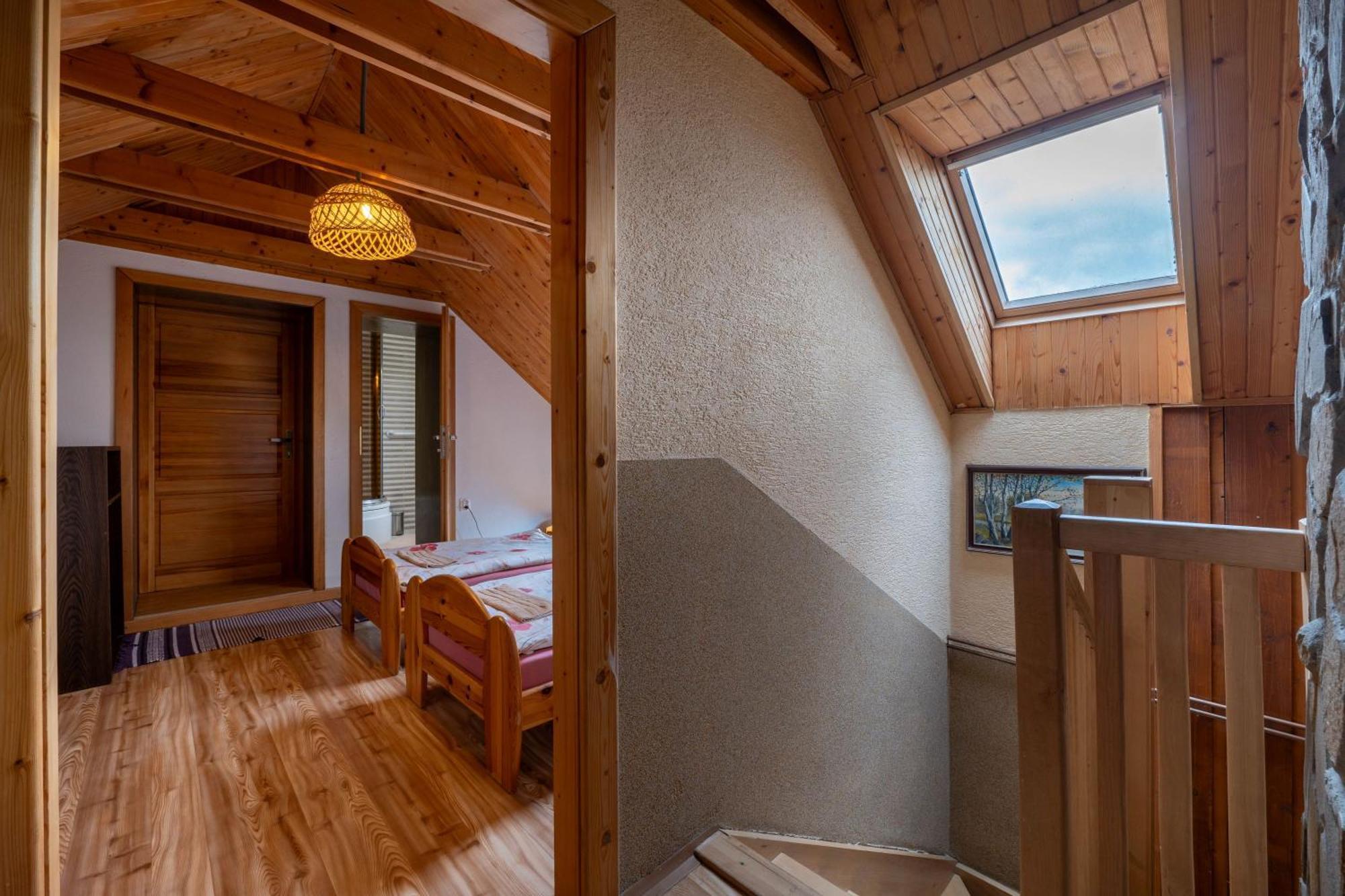 Vila Bobrik - Liptovska Mara Bobrovnik ภายนอก รูปภาพ