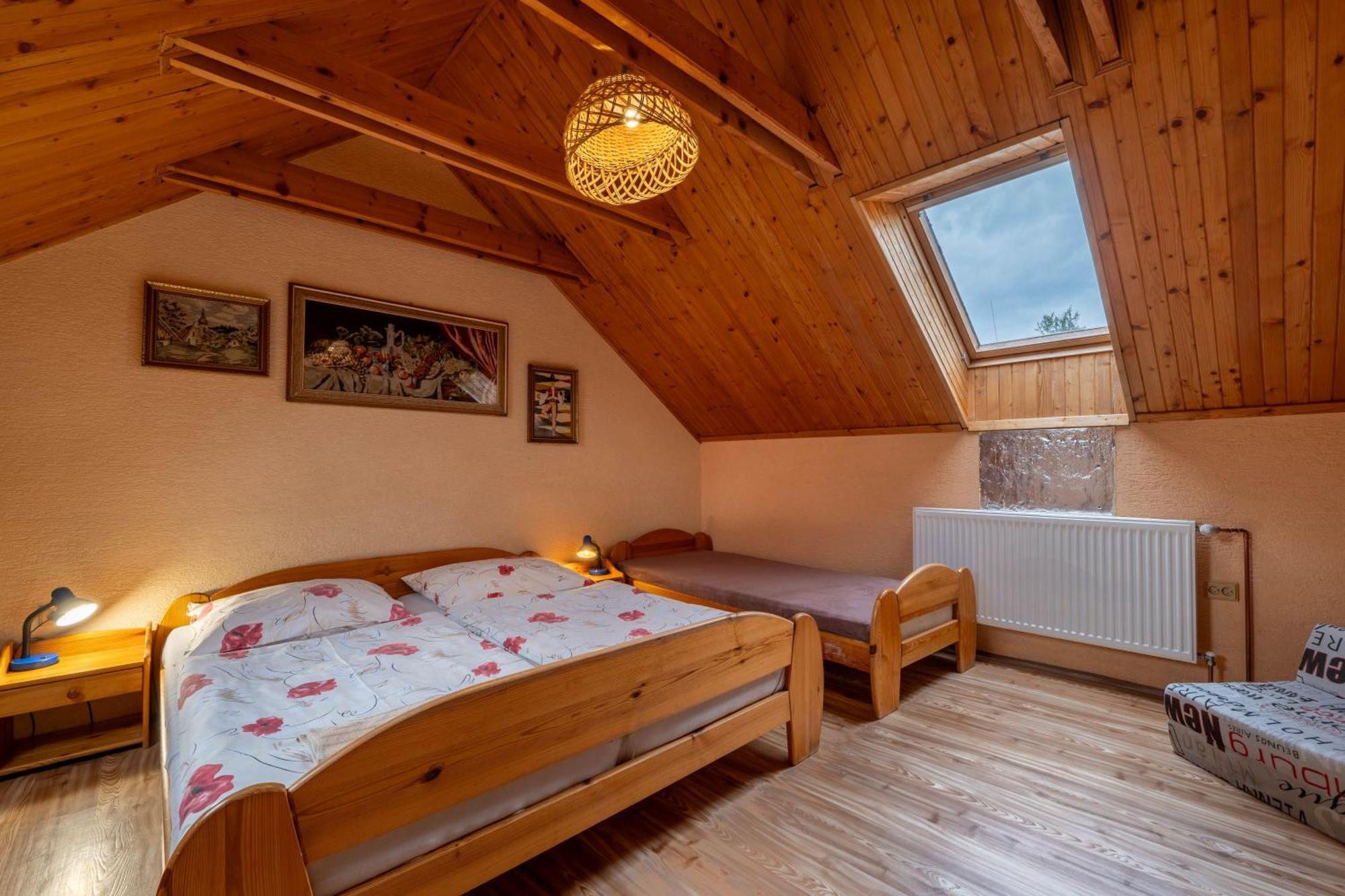 Vila Bobrik - Liptovska Mara Bobrovnik ภายนอก รูปภาพ