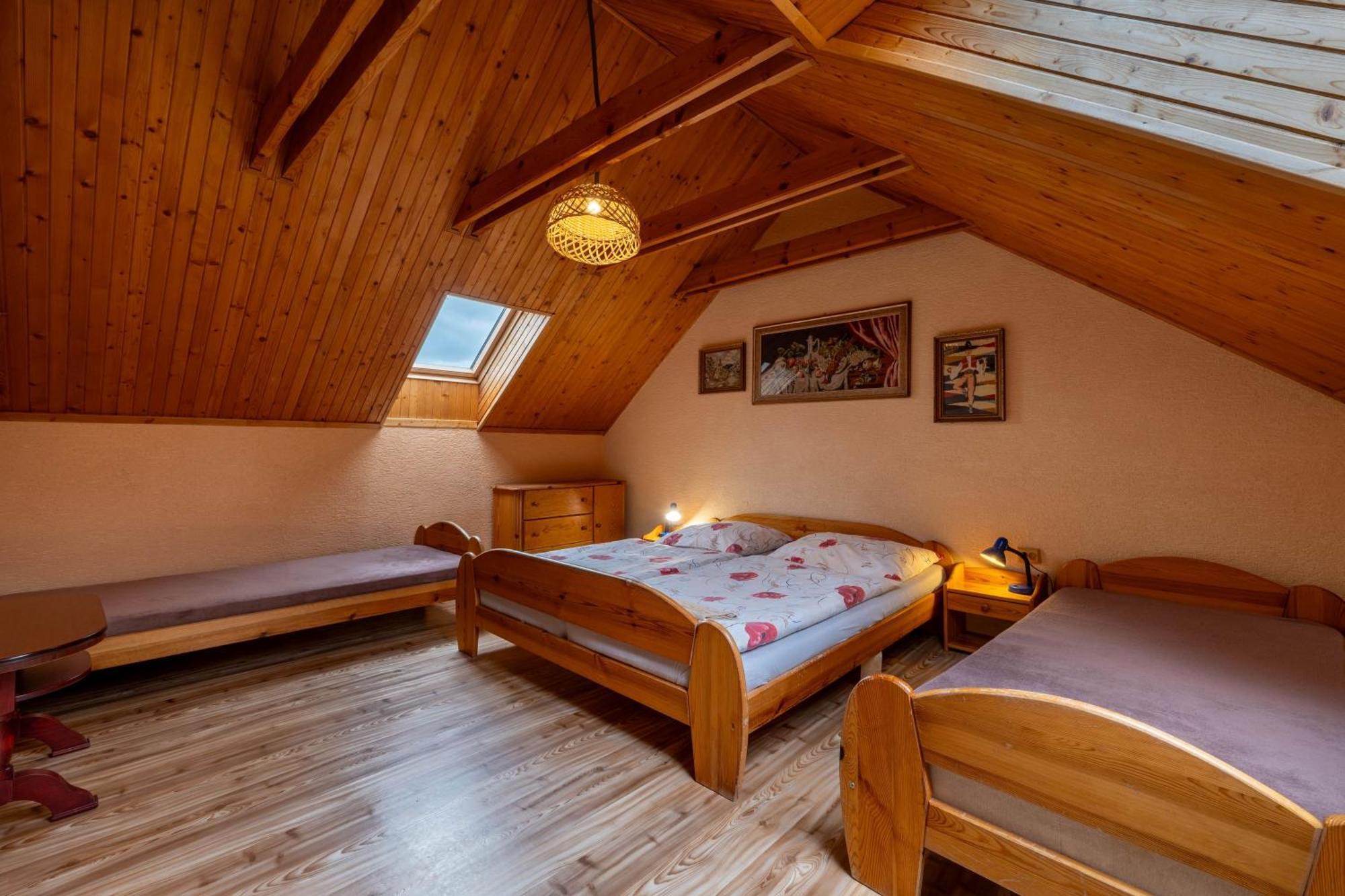 Vila Bobrik - Liptovska Mara Bobrovnik ภายนอก รูปภาพ